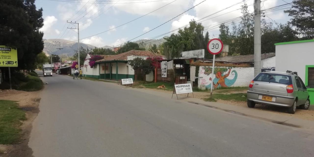 Hotel Hostal Caminos De Suesca Esterno foto